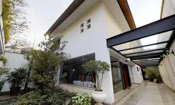 Imagem: CAIQUE. Olha que mansão top na região