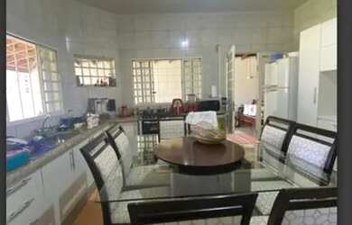 Imagem 2: Excelente oportunidade de investimento, duas casas no mesmo terreno