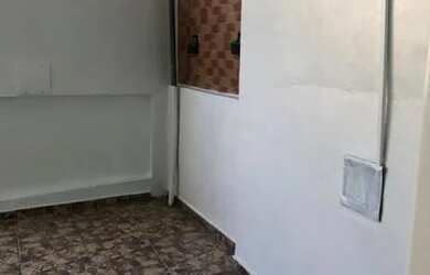 Imagem 6: Casa no São Jorge, 1 quarto, sala, cozinha, banheiro toda gradeada