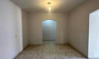 Imagem 2: Alugo Casa Localizada no Leste Universitário 3 Quartos sendo 1 suíte