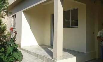 Imagem: Casa 4 Qtos Barracao 2 Qtos próximo Est.Move