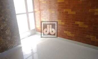 Imagem 3: Casa de rua-LOCAÇÃO-Engenho de Dentro-Rio de Janeiro-RJ