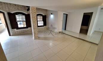 Imagem: Oportunidade - Casa Comercial e Residencial