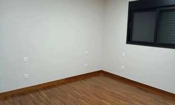 Imagem 2: Casa à venda em Santana de Parnaíba, Alphaville, com 4 suítes, com 275 m², Burle Marx