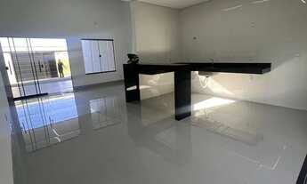 Imagem 2: Casa alto Padrão Térrea três quartos sendo duas suítes próximo ao setor flor do Ipê