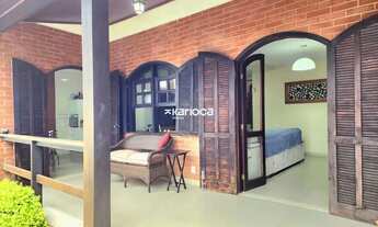 Imagem 6: ENCANTADORA CASA DUPLEX DE 375M2 - 4 QUARTOS, QUINTAL AMPLO COM PISCINA PRIVADA