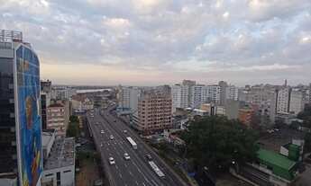 Imagem 5: Apartamento com 4 dormitórios no Centro de Porto Alegre