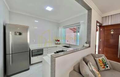 Imagem 7: Casa Espetacular em Morada de Laranjeiras Próxima ao Mar e à Cidade!