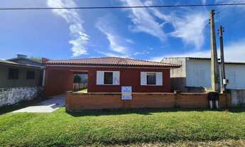 Imagem: Bela Casa no Balneário Arroio do Silva