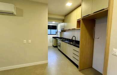 Imagem 4: Apartamento com 3 dormitórios para alugar semi mobliado com 94 m² - Saco Grande - Florianó