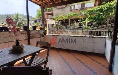 Imagem 4: Casa com 3 Quartos e anexo à venda no Bairro de Fátima - Niterói/RJ