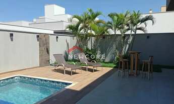 Imagem: Casa de condomínio em Avenida Quaresmeira