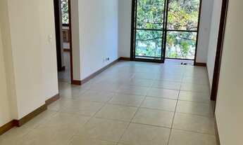 Imagem 4: Apartamento para venda possui 75 metros quadrados com 2 quartos em Gávea - Rio de Janeiro