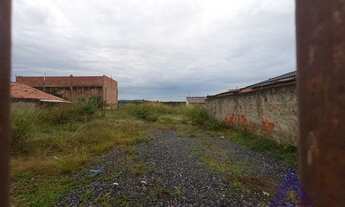 Imagem 4: Terreno para Venda em Araucária, Costeira, 1 dormitório, 1 banheiro, 1 vaga