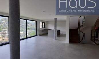 Imagem 3: Exclusiva e Moderna Casa No Granja Brasil em Itaipava RJ