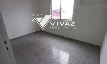 Imagem 5: Excelente Apartamento Cond Park Side com 02 Quartos Varanda e Garagem