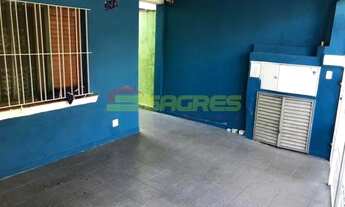 Imagem 2: Casa com 5 Quartos à venda, 180m² por R$ 800.000,00