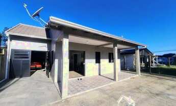 Imagem: Casa de Alto Padrão com 3 Dormitórios