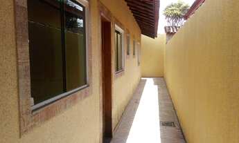 Imagem 3: Casa para venda possui 70 metros quadrados com 2 quartos em Maracanã - Praia Grande - SP