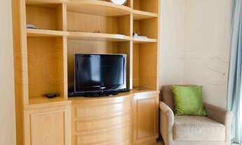 Imagem 4: Flat Estanconfor Moema com 2 dorm disponível locação prox da Av dos Bandeirantes