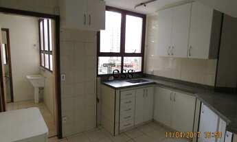 Imagem 4: Locação - Apartamento - Todo em granito e madeira, 4 quartos todos com armários embutidos