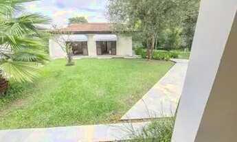 Imagem 6: Casa maravilhosa a venda no condomínio em Arujá/SP