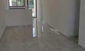 Imagem 2: Casa moderna com 3 dormitórios, amplo quintal e 2 vagas em Cajamar