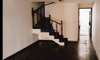 Imagem: Sobrado residencial, na região da Vila