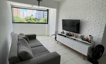 Imagem 2: Apartamento para venda tem 64 metros quadrados com 2 quartos em Madalena - Recife - PE