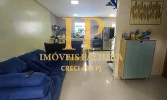 Imagem 2: Vende-se Casa de 2 andares, 3 quartos e Piscina no Águas Claras, Novo Aleixo