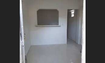 Imagem 3: Casa em vila por trás do Frangolândia da Av. Francisco Sá