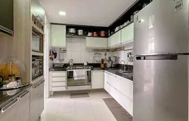 Imagem 3: Apartamento para venda tem 193 metros quadrados