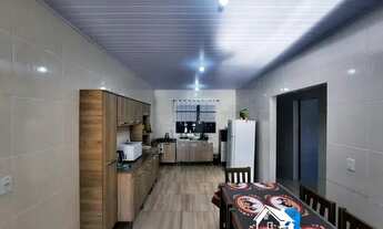 Imagem 6: Casa de Alto Padrão com 3 Dormitórios e Espaço Gourmet com Churrasqueira no Centro de Cidr