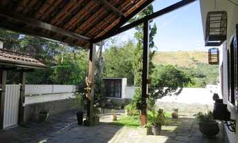 Imagem 4: 2 CASAS NO CENTRO DA CIDADE DE VASSOURAS