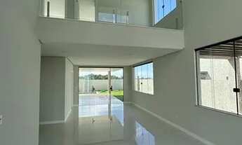 Imagem 6: Casa de condomínio para venda tem 260 metros quadrados com 4 quartos