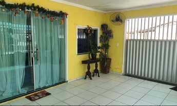 Imagem 3: Casa de Alto Padrão 3 Pavimentos com Piscina | Castanheira | 200m²