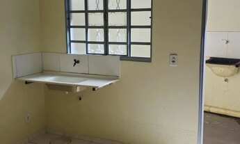 Imagem 2: Kitnet/conjugado para aluguel possui 35 metros quadrados com 1 quarto