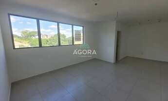 Imagem 2: Sala comercial centro com 34m²