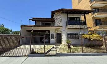 Imagem: Casa Ampla no Centro de Palhoça para Locação