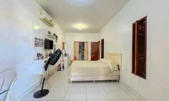 Imagem 2: Casa duplex Cambeba