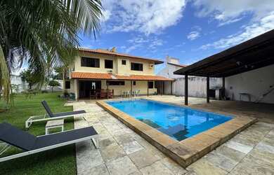 Imagem: Casa a 100 metros da Av. Litorânea - Olho