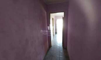 Imagem 4: Terreno com três residências habitáveis em Itaquera