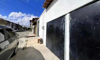 Imagem 2: Casa para aluguel em Fortaleza, Jóquei Clube - 80m² REF: CS4-RJR