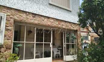 Imagem 2: Sobrado à venda de 220m², com 4 dormitórios. 2 suítes e 2 vagas de garagem. Santana