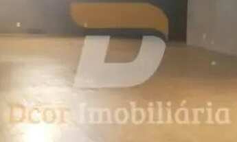 Imagem: PRÉDIO COMRECIAL COM 3 ANDARES NA TEODORO