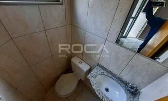 Imagem 4: Apartamento Semi-Mobiliado para alugar com 2 quartos, sendo 2 suítes no Jardim Botânico, e