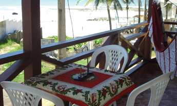 Imagem 5: Bela casa com piscina à beira mar