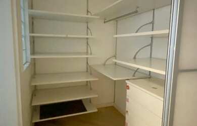 Imagem 6: Casa Padrão para Aluguel em Alphaville Santana de Parnaíba-SP - 377