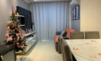 Imagem 2: Apto para venda com 76m2, 3 quartos sendo 1 suíte, armários e 01 vaga no bairro Castanheir