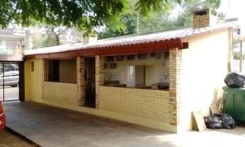 Imagem 4: IMOBILIÁRIA SCHOTKIS ALUGA APARTAMENTO 03 DORMITÓRIOS, NA SÃO VICENTE, 2º ANDAR, LATERAL